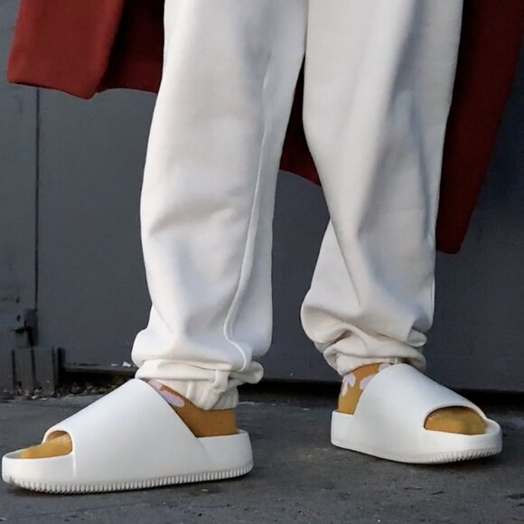 Nike Calm Women's Slides Sandals DX4816 Comfort Cushion White - Picture 10 of 10